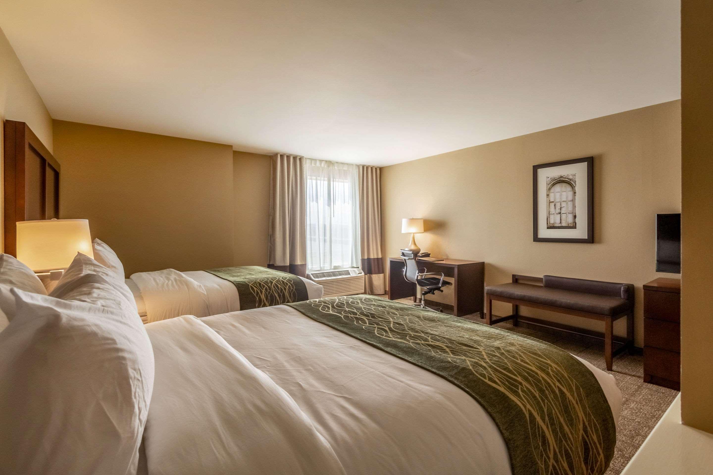 Comfort Inn & Suites - Harrisburg Airport - Hershey South Middletown  Eksteriør billede