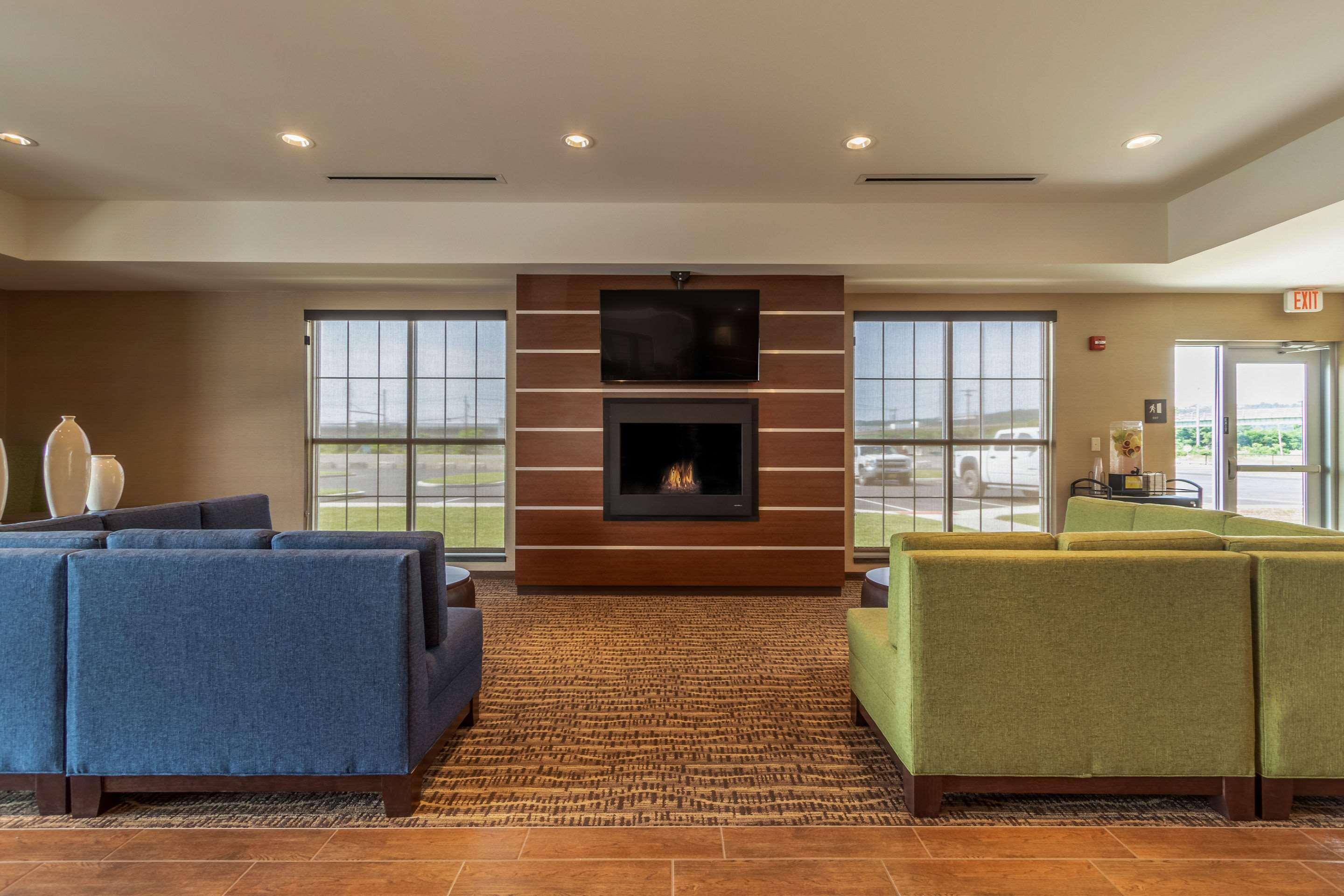 Comfort Inn & Suites - Harrisburg Airport - Hershey South Middletown  Eksteriør billede