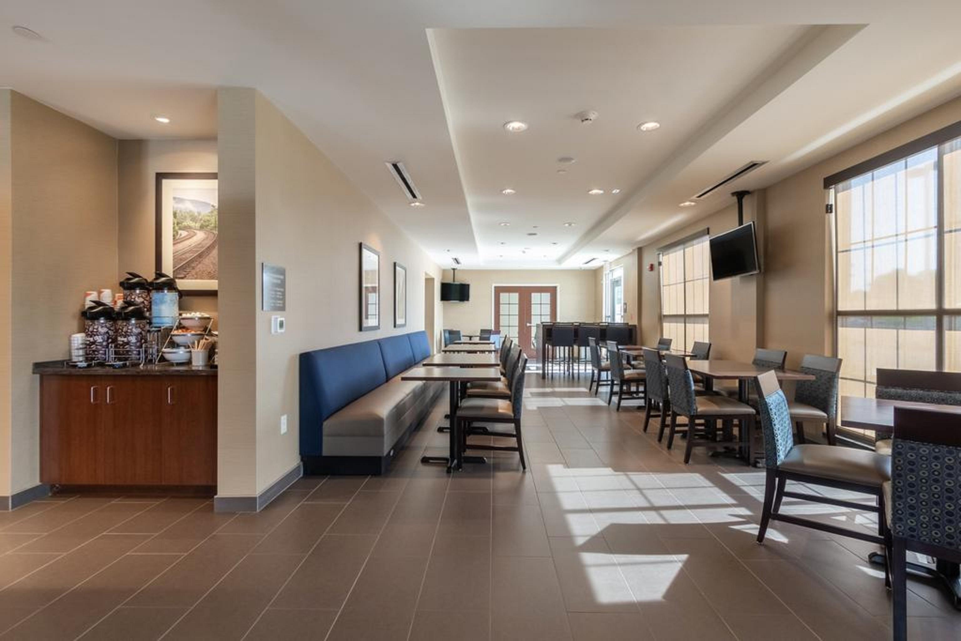Comfort Inn & Suites - Harrisburg Airport - Hershey South Middletown  Eksteriør billede